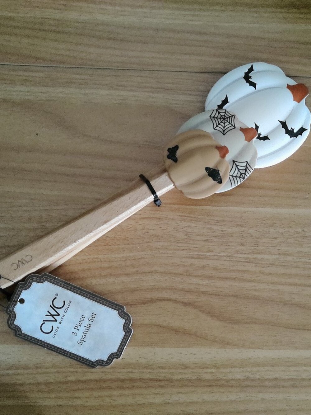 3 Piece Halloween Spatula Set